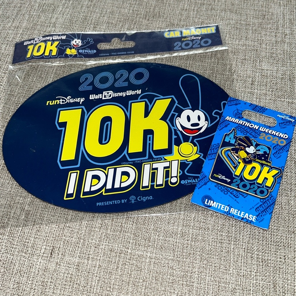Disney Marathon Weekend 2020 pin and magnet